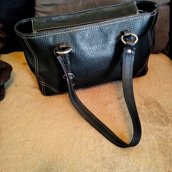 Leather Coach - Picture 5 of 6